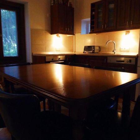 Laszlo Apartman Apartment Тихани Екстериор снимка