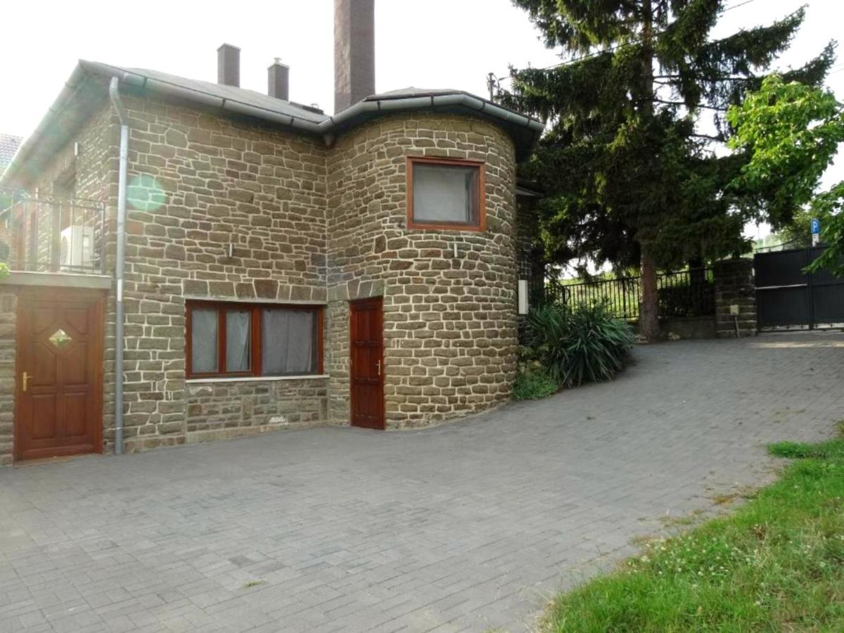 Laszlo Apartman Apartment Тихани Екстериор снимка